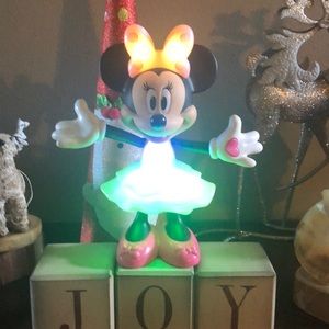 Light up Minnie Mouse